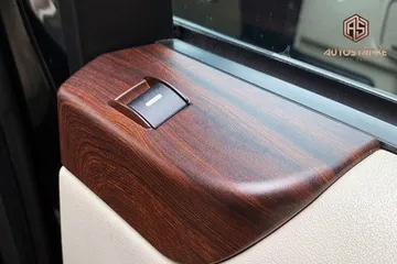 Door panel finish – hydrographic printing by RR Hydroxx